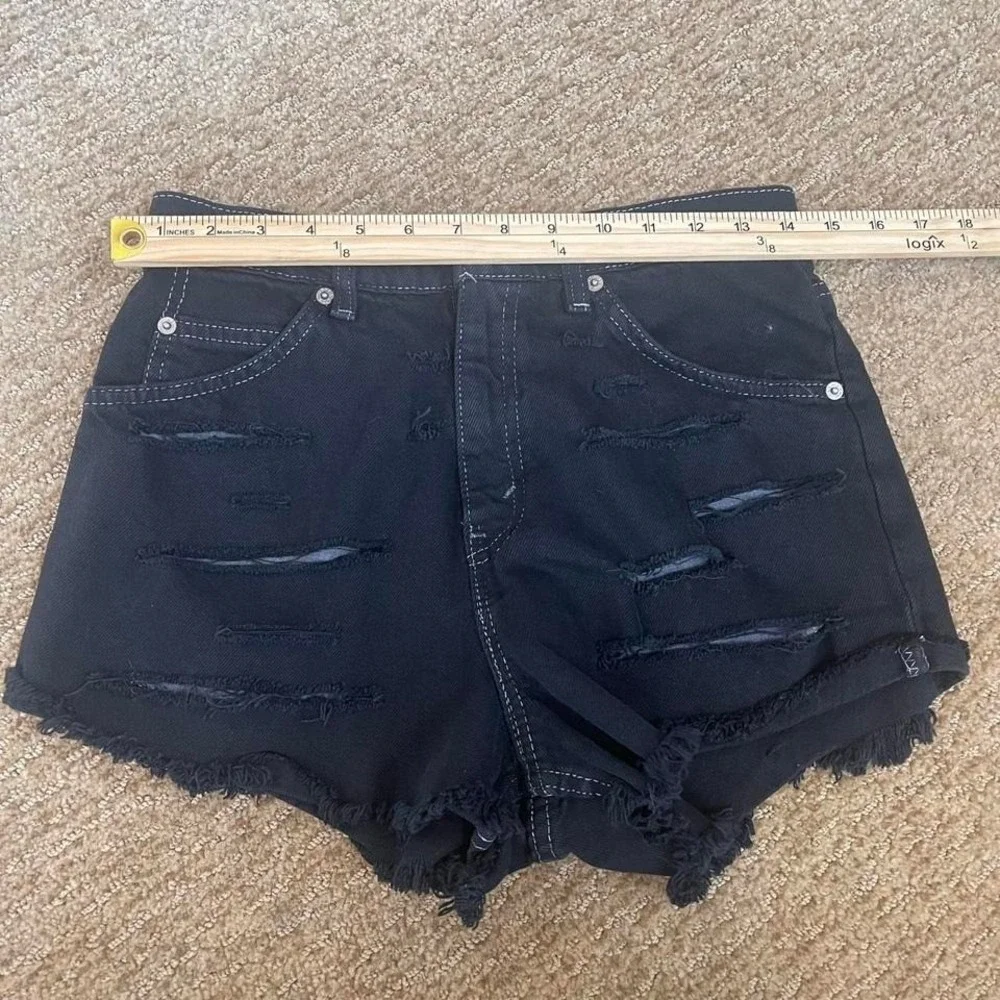 Levi's cut of shorts‎